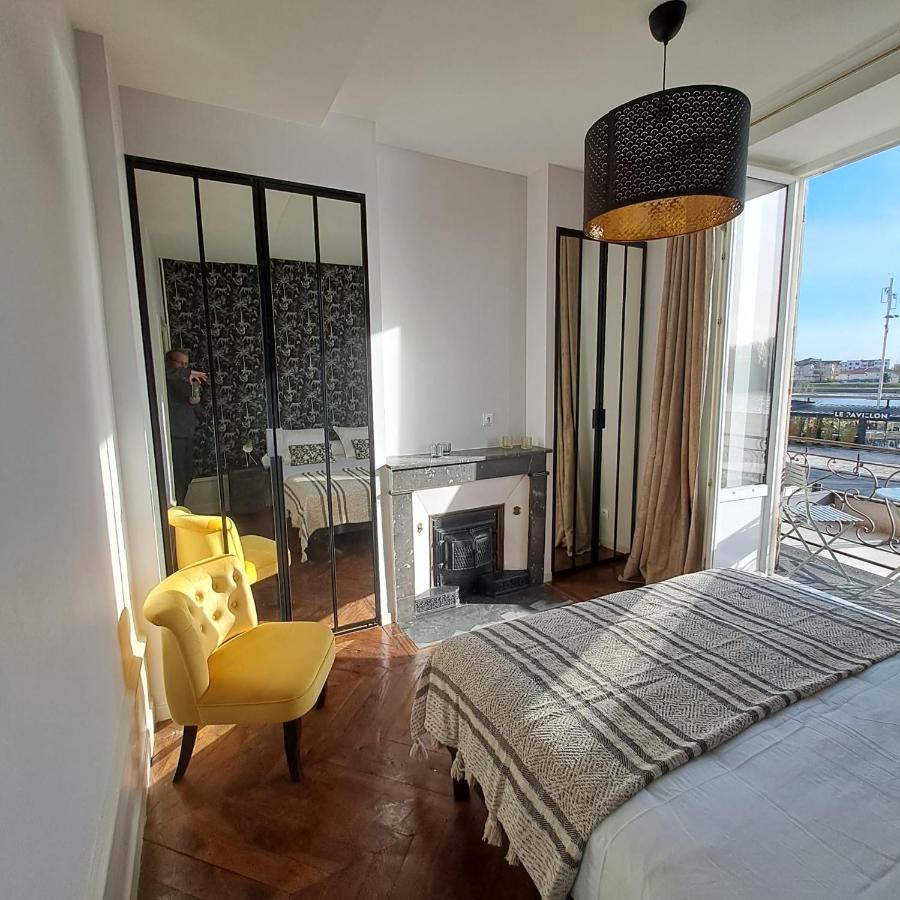Center Macon Charmant Appartement Avec Vue Sur La Saone Exterior foto